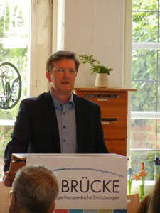 BRÜCKE-Geschäftsführer Frank Nüsse begrüßte die Gäste im "Speicher" Engelsgrube