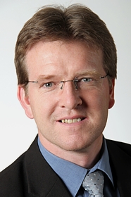 Frank Nüsse ist seit Januar 2014 neuer Geschäftsführer der BRÜCKE und vertritt die gemeinnützige GmbH nach dem Ausscheiden des Gründungsgeschäftsführers Dirk Wäcken ab Mai 2014 allein